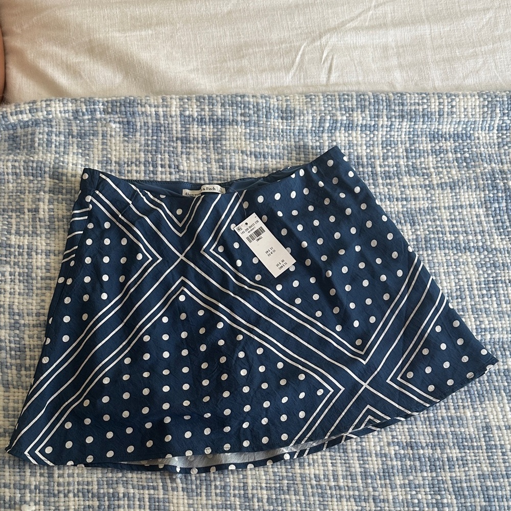 Abercrombie & Fitch Navy and White Patterned Mini Skirt